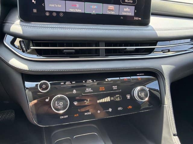 2026 INFINITI QX60 PURE PURE FWD *Ltd Avail* Intercooled Turbo Premium Gasoline I-4 2.0 L/122 [22]