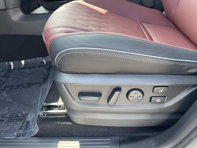 2026 INFINITI QX80 AUTOGRAPH AUTOGRAPH AWD Twin Turbo Premium Gasoline V-6 3.5 L/213 [18]