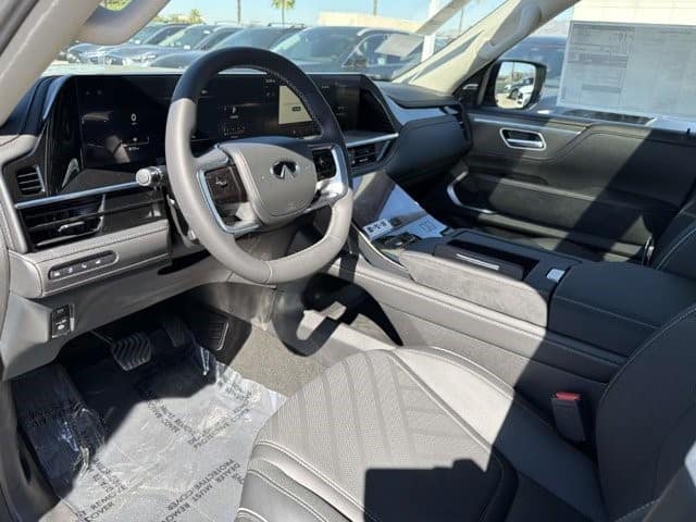2027 INFINITI QX80 LUXE LUXE AWD *Ltd Avail* Twin Turbo Premium Gasoline V-6 3.5 L/213 [14]
