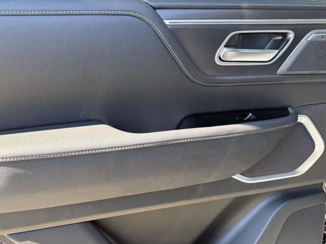 2027 INFINITI QX80 LUXE LUXE AWD *Ltd Avail* Twin Turbo Premium Gasoline V-6 3.5 L/213 [8]