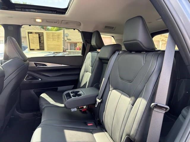 2026 INFINITI QX60 LUXE LUXE FWD Intercooled Turbo Premium Gasoline I-4 2.0 L/122 [12]