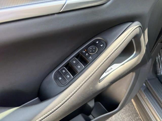 2026 INFINITI QX60 LUXE LUXE FWD Intercooled Turbo Premium Gasoline I-4 2.0 L/122 [15]