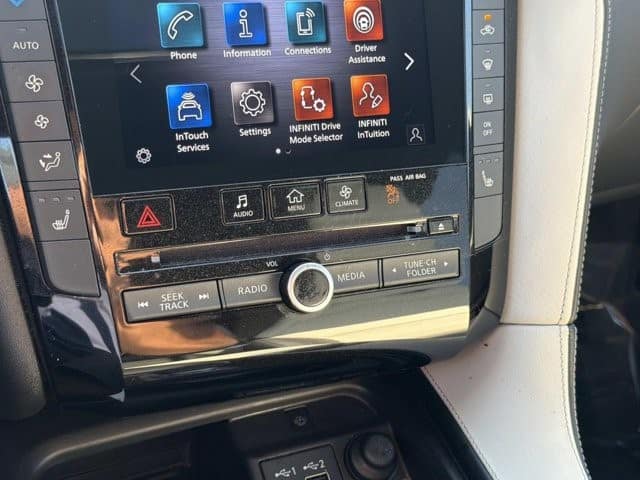 2025 INFINITI QX55 LUXE LUXE AWD Intercooled Turbo Premium Gasoline I-4 2.0 L/122 [22]