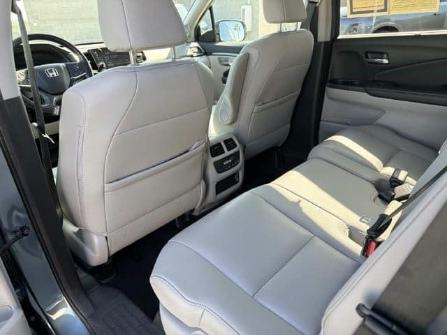 2020 Honda Pilot EX-L EX-L AWD Regular Gasoline V-6 3.5 L/212 [13]