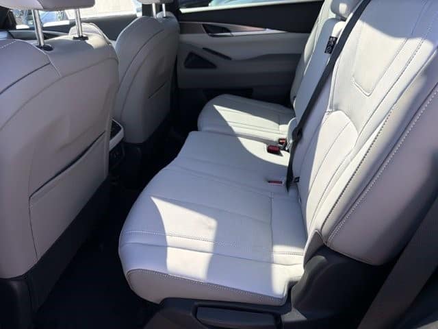 2027 INFINITI QX65 LUXE LUXE AWD Intercooled Turbo Premium Gasoline I-4 2.0 L/122 [11]